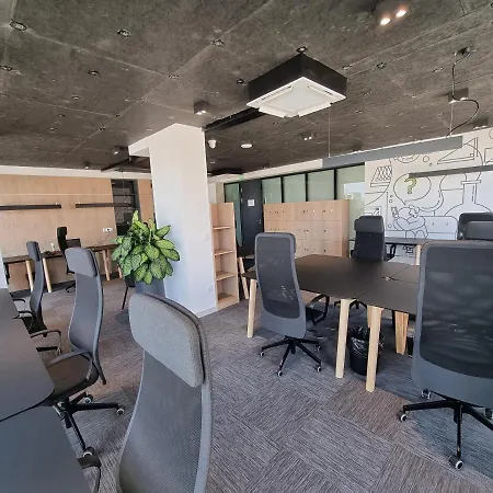 Hotel apartamentowy Mona Living