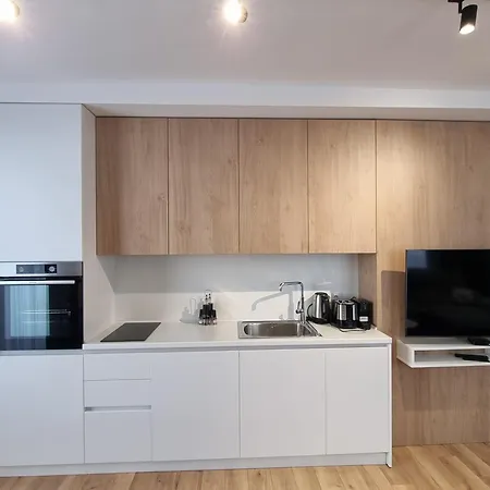 Mona Living Aparthotel *