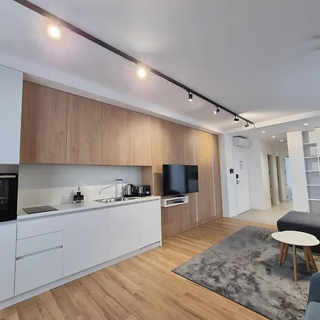 Mona Living Aparthotel *