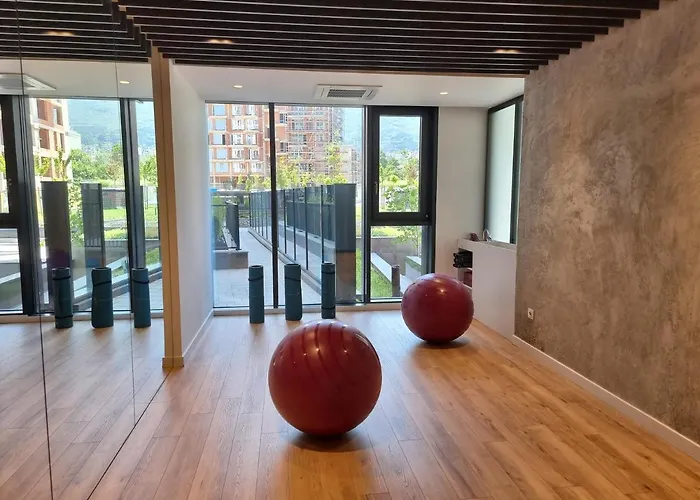 Mona Living Aparthotel 4*