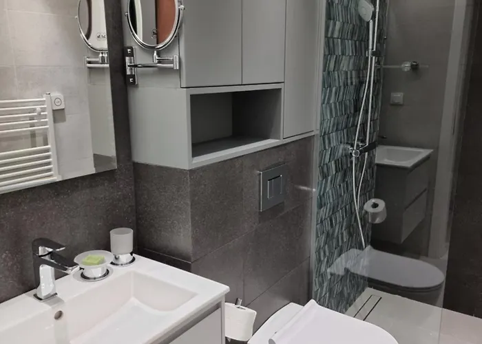 Mona Living Aparthotel 4*