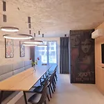 Lägenhetshotell Mona Living Sofia