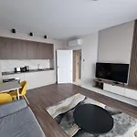 Mona Living Lägenhetshotell 4*