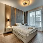 Mona Living Lägenhetshotell 4*