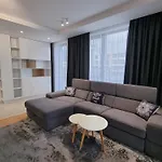 Lägenhetshotell Mona Living Sofia