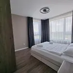 Mona Living Lägenhetshotell 4*