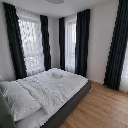 Mona Living София